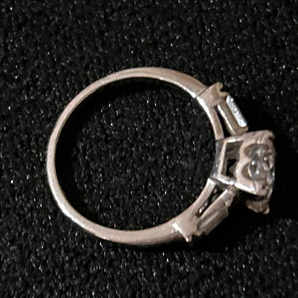 Platinum ring - Picture 4 of 6